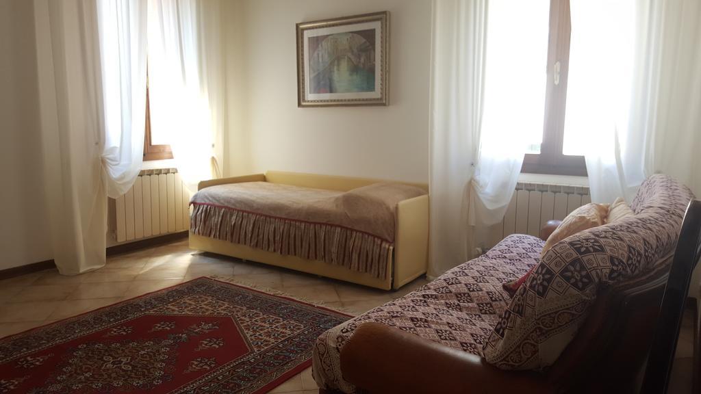 Chiara Apartment Mestre Extérieur photo